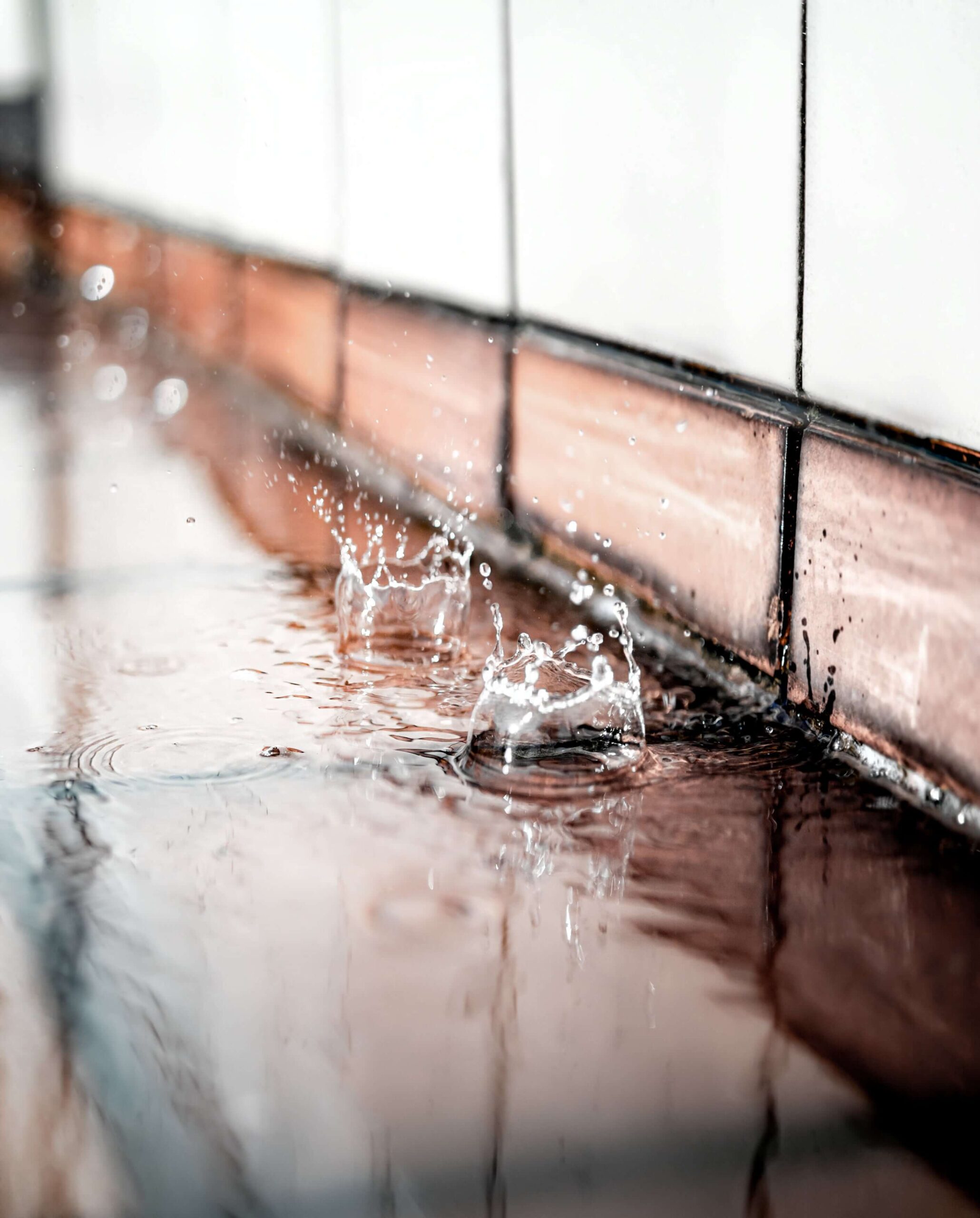 Waterdrop splashes in motion